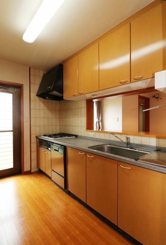 総社市門田342-24　中古戸建 内観写真（キッチン）
