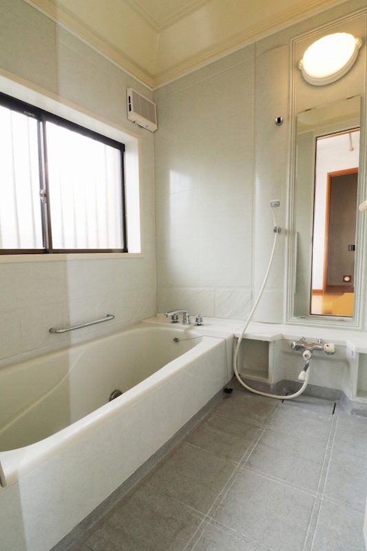 総社市門田342-24　中古戸建 内観写真（浴室）