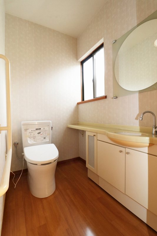 総社市門田342-24　中古戸建 内観写真（トイレ）