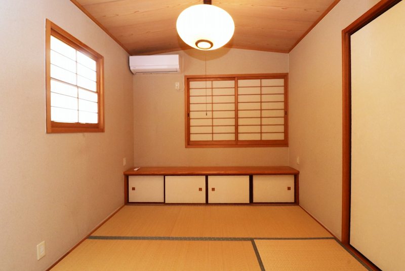 総社市門田342-24　中古戸建 内観写真（リビング以外の居室）