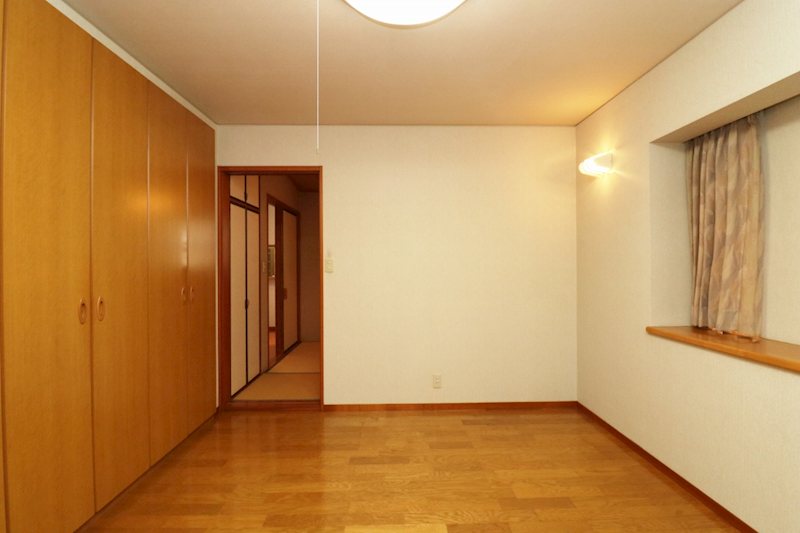 総社市門田342-24　中古戸建 内観写真（寝室）