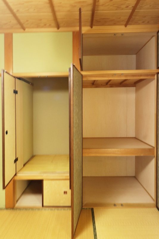 総社市門田342-24　中古戸建 内観写真（収納）