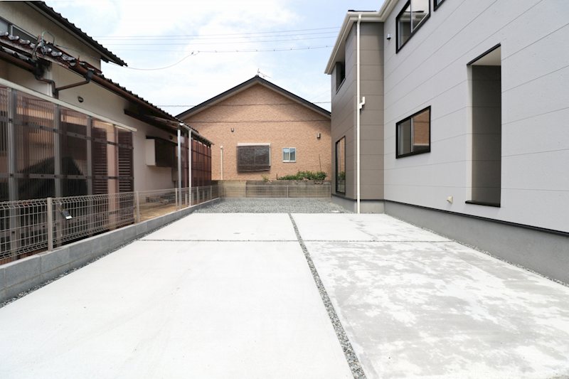 リーブルガーデン倉敷市真備町川辺【限定1棟】 現地写真（駐車場）
