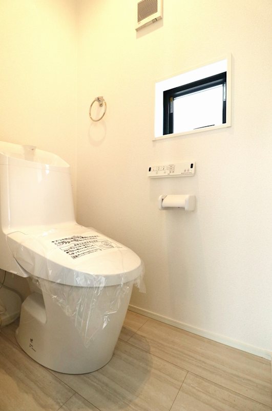 グラファーレ岡山市北区大安寺中町【限定2棟】2号棟 内観写真（トイレ）
