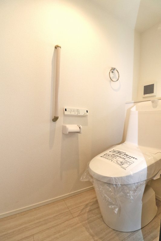 グラファーレ岡山市北区大安寺中町【限定2棟】2号棟 内観写真（トイレ）