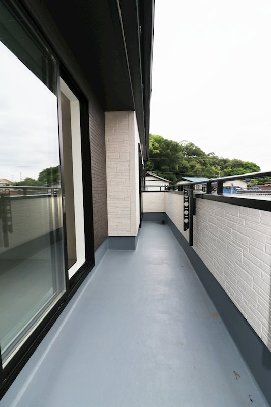 グラファーレ岡山市北区大安寺中町【限定2棟】2号棟 現地写真（バルコニー）