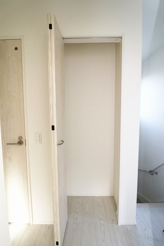 よかタウン倉敷市大内1期【全2棟】2号棟 内観写真（収納）