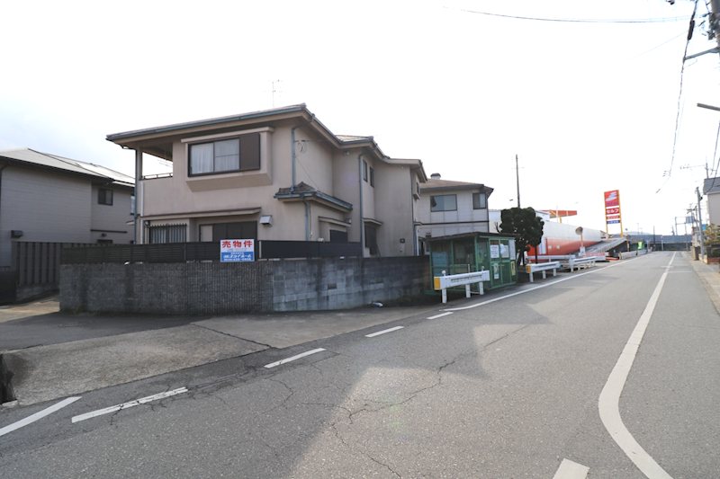 住友林業施工中島中古住宅　6LDDKK 現地写真（前面道路含む現地写真）