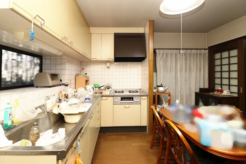 住友林業施工中島中古住宅　6LDDKK 内観写真（キッチン）