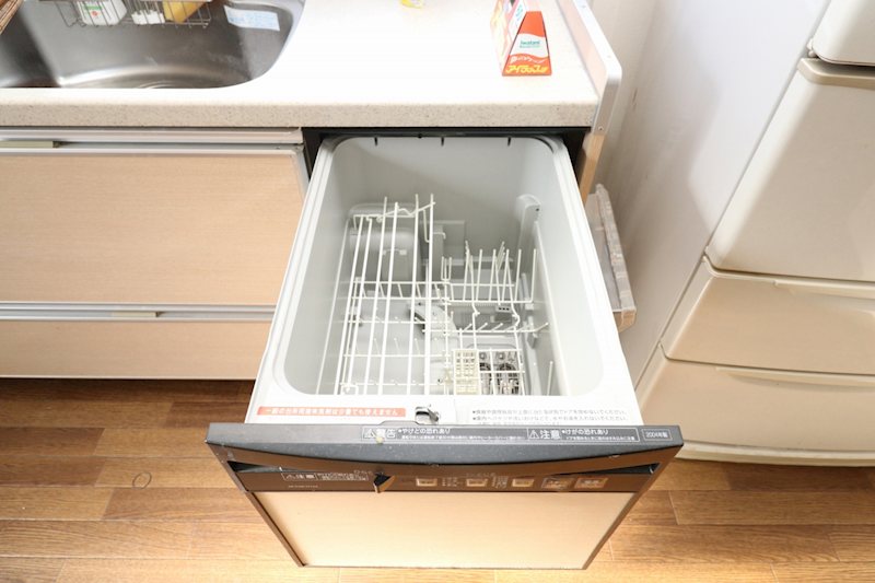 住友林業施工中島中古住宅　6LDDKK 内観写真（キッチン）