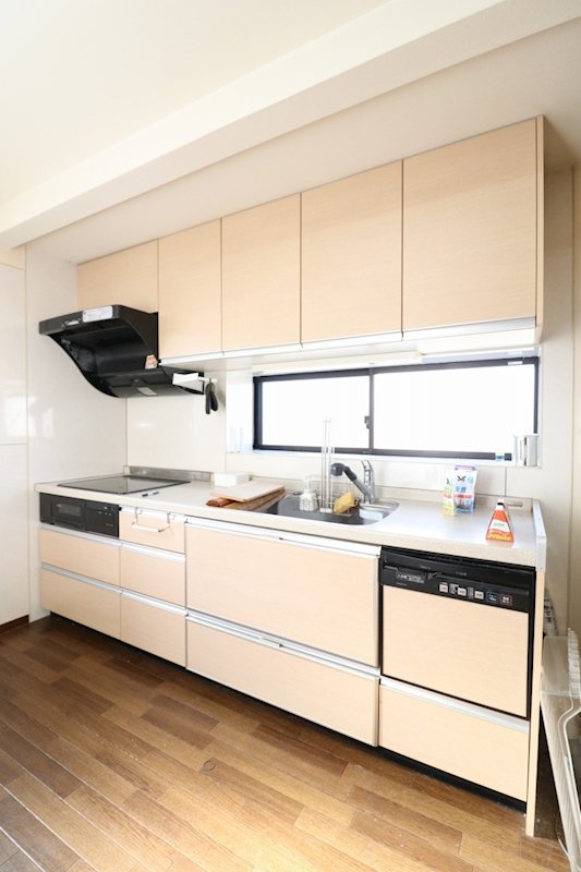 住友林業施工中島中古住宅　6LDDKK 内観写真（キッチン）