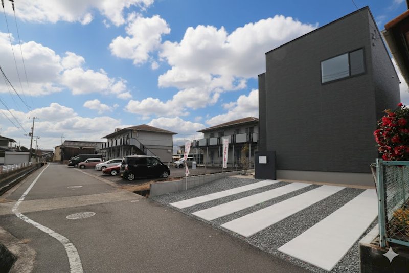 新築戸建　ルルーディア西阿知町新田 現地写真（前面道路含む現地写真）