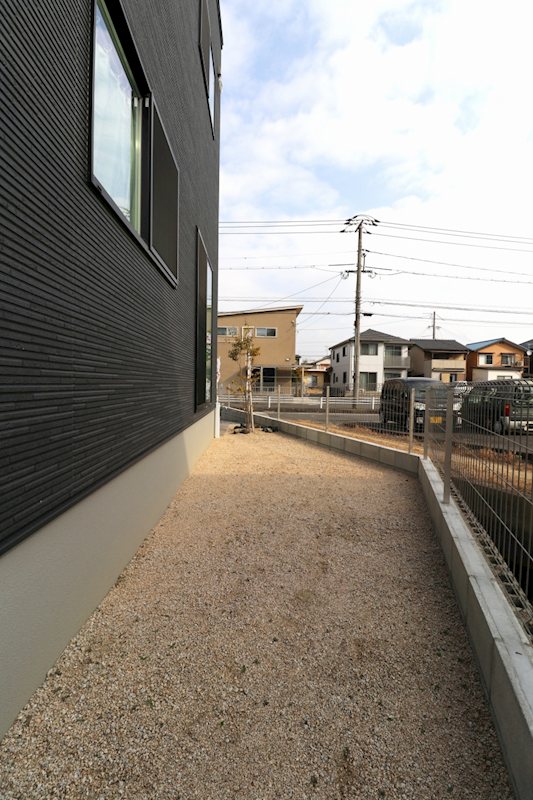 新築戸建　ルルーディア西阿知町新田 現地写真（庭）