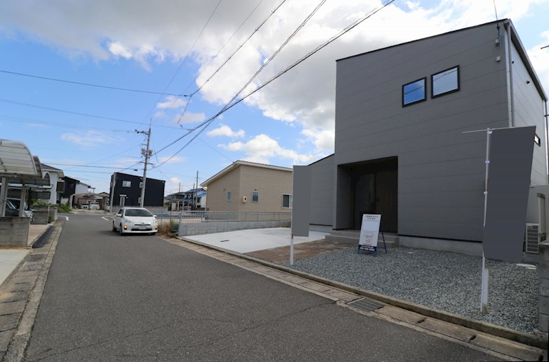 倉敷市真備町箭田　新築戸建て 現地写真（前面道路含む現地写真）