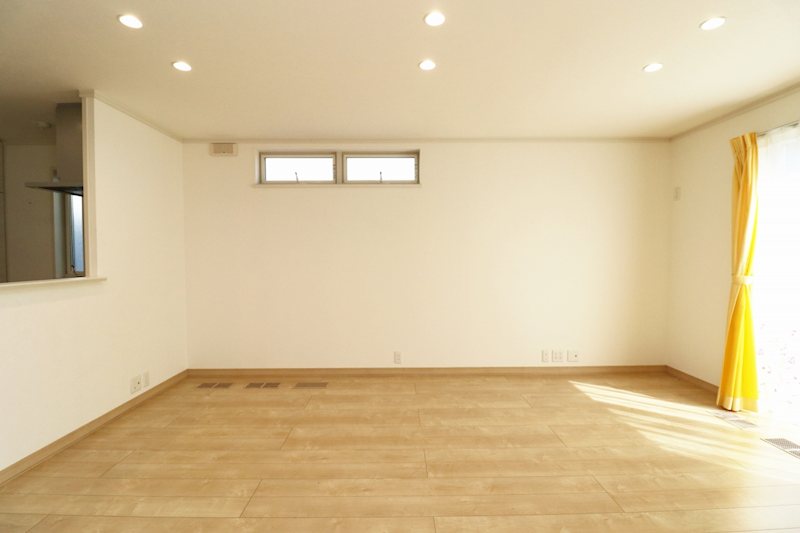 倉敷市福田町古新田　中古戸建 内観写真（リビング）