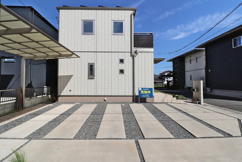 倉敷市福田町古新田　中古戸建 現地写真（駐車場）