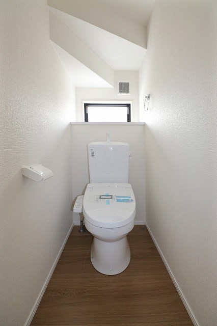 新築分譲住宅よかタウン総社市門田【限定2棟】1号棟 内観写真（トイレ）