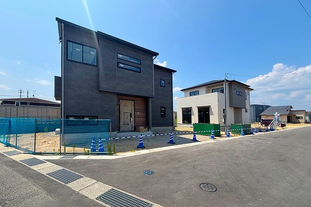 セルリアンステージ総社市真壁　№1◆新築分譲住宅 現地写真（前面道路含む現地写真）