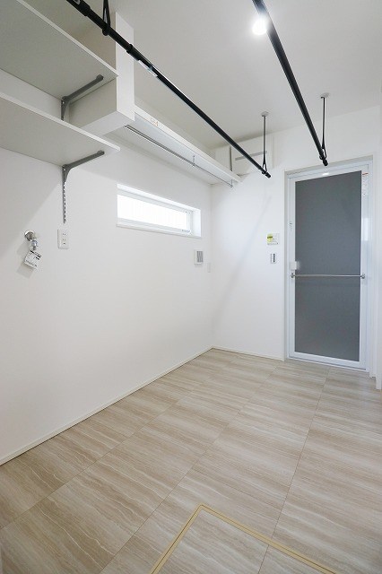 総社市上林　新築未入居戸建て 内観写真（洗面台・洗面所）