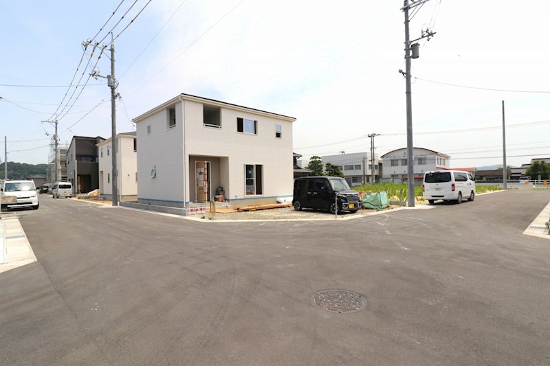 リーブルガーデン倉敷連島町鶴新田第19≪全5棟≫2号棟 分譲済街並み写真