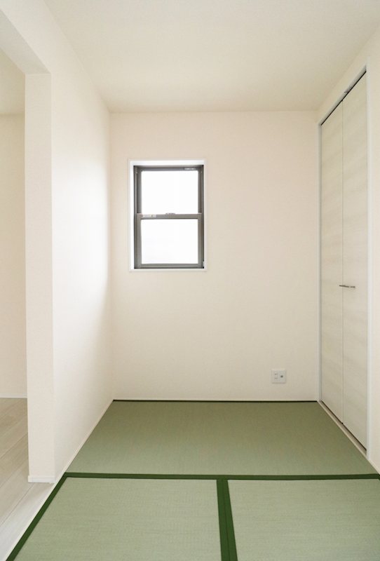 リーブルガーデン倉敷連島町鶴新田第19≪全5棟≫2号棟 内観写真（リビング以外の居室）