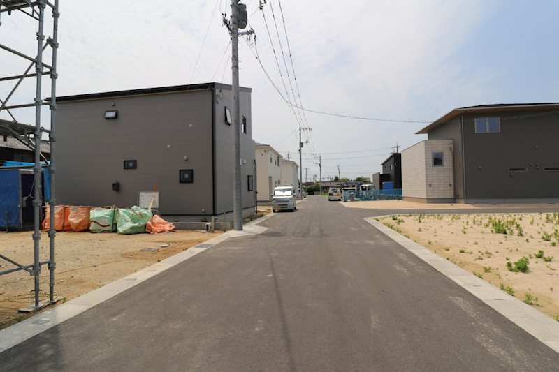 リーブルガーデン倉敷連島町鶴新田第19≪全5棟≫4号棟 現地写真（前面道路含む現地写真）