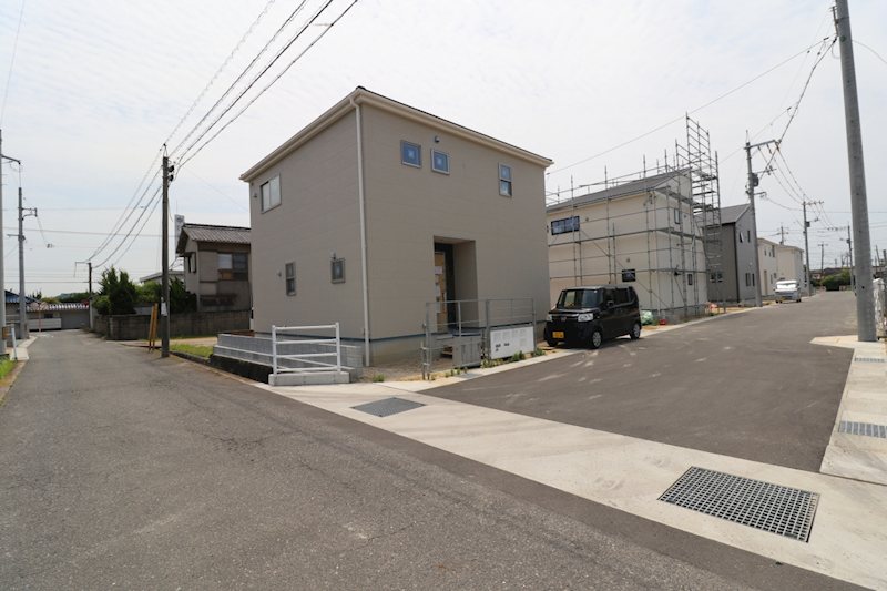 リーブルガーデン倉敷連島町鶴新田第19≪全5棟≫3号棟 分譲済街並み写真