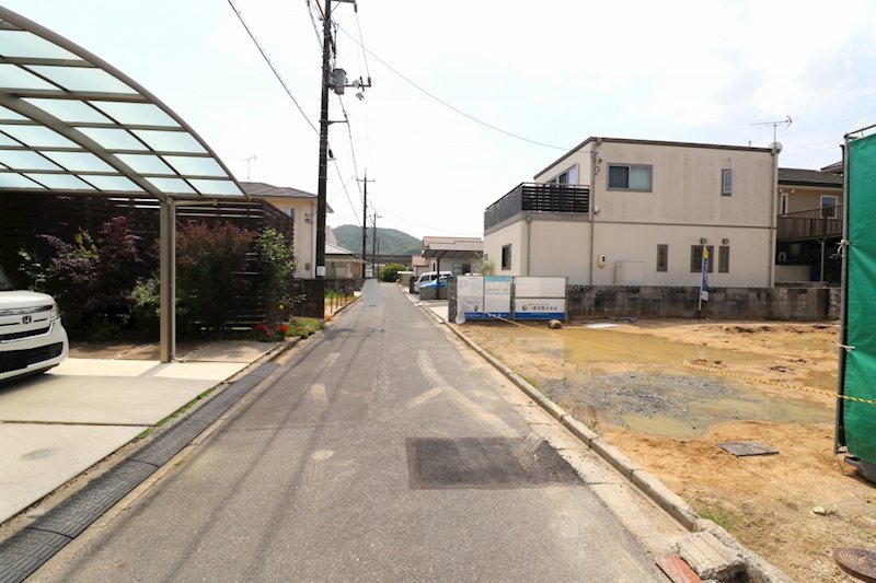 リーブルガーデン倉敷市真備町箭田【全1棟】新築戸建 現地写真（前面道路含む現地写真）