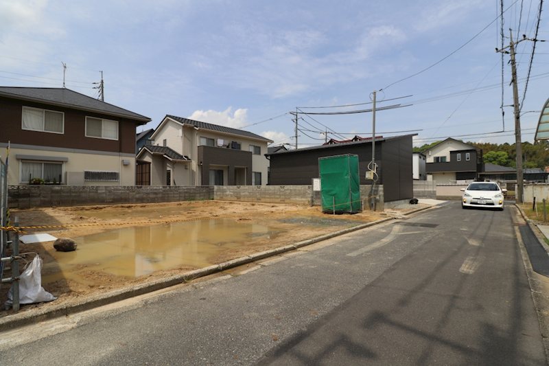 リーブルガーデン倉敷市真備町箭田【全1棟】新築戸建 現地写真（前面道路含む現地写真）