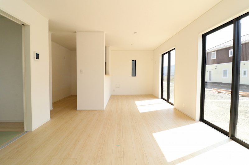 クレイドルガーデン倉敷市玉島阿賀崎第11≪1号棟≫全3棟　新築戸建 内観写真（リビング）