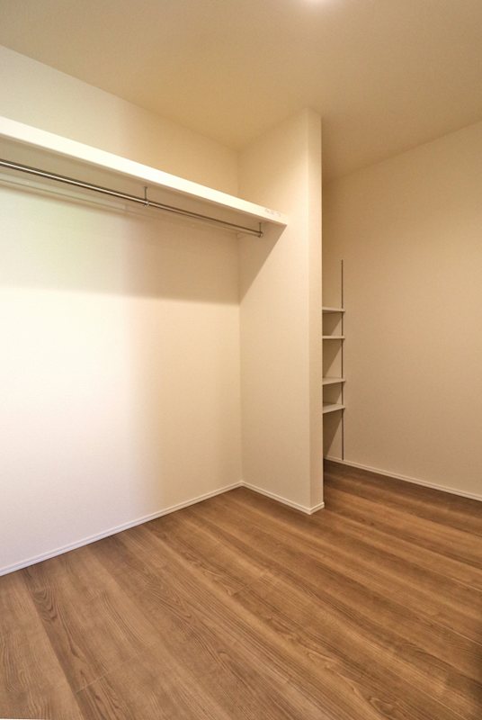 リーブルガーデン岡山市南区並木町第2【全2棟】1号棟 現地写真（玄関）