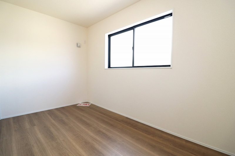 リーブルガーデン岡山市南区並木町第2【全2棟】1号棟 内観写真（子供部屋）