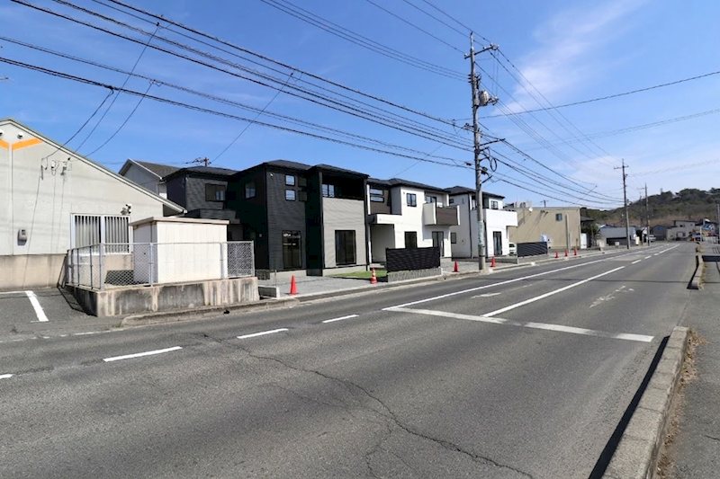 新築戸建　グラファーレ倉敷市中庄団地≪全３棟≫１号棟 現地写真（前面道路含む現地写真）