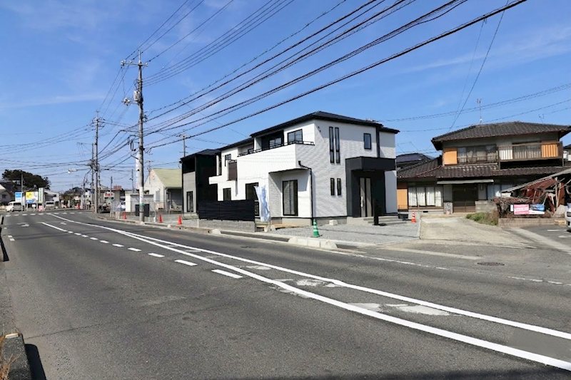 新築戸建　グラファーレ倉敷市中庄団地≪全３棟≫１号棟 分譲済街並み写真