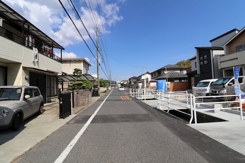 新築戸建　ブルーミングガーデン倉敷市中庄≪全5棟≫2号棟 現地写真（前面道路含む現地写真）