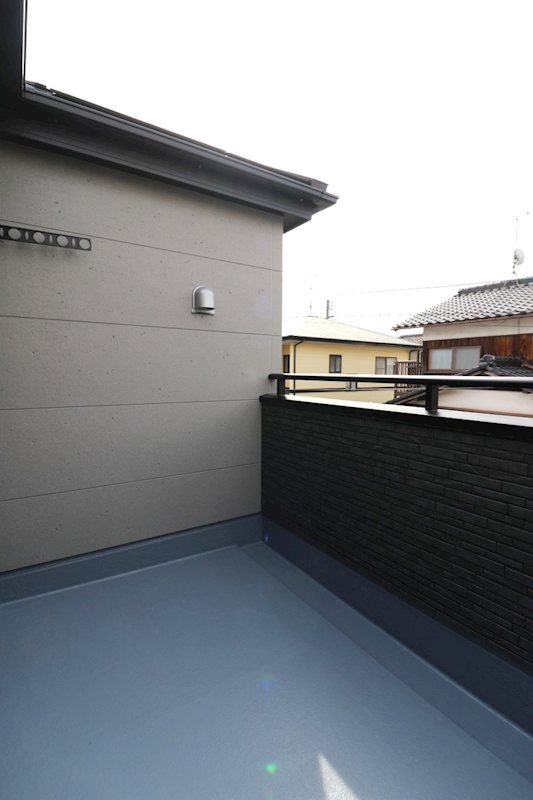 長期優良住宅　リーブルガーデン倉敷市茶屋町第3【限定1棟】 現地写真（バルコニー）