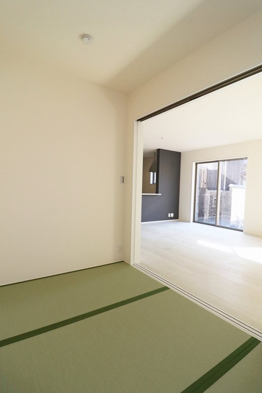 リーブルガーデン倉敷中畝2丁目第4≪全4棟≫4号棟　新築戸建 内観写真（リビング以外の居室）