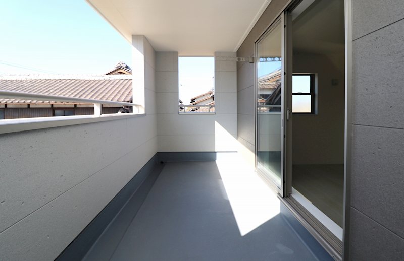 リーブルガーデン倉敷中畝2丁目第4≪全4棟≫4号棟　新築戸建 現地写真（バルコニー）