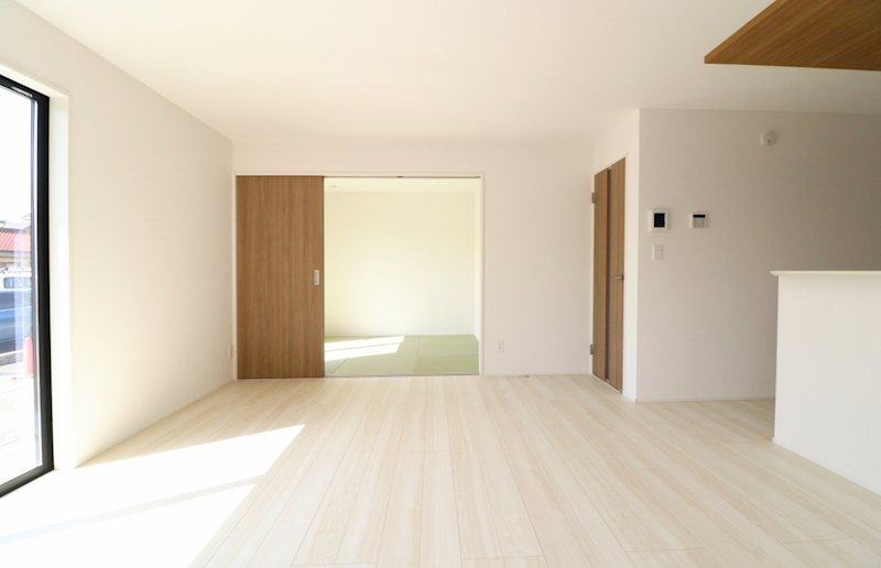 新築戸建　グラファーレ倉敷市中庄団地≪全３棟≫2号棟  内観写真（リビング）