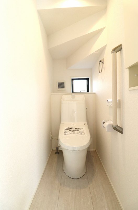 新築戸建　グラファーレ倉敷市中庄団地≪全３棟≫2号棟  内観写真（トイレ）