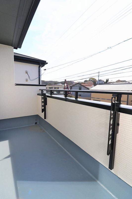 新築戸建　グラファーレ倉敷市中庄団地≪全３棟≫2号棟  現地写真（バルコニー）