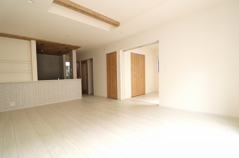 新築戸建　ブルーミングガーデン倉敷市中庄≪全5棟≫4号棟 内観写真（リビング）