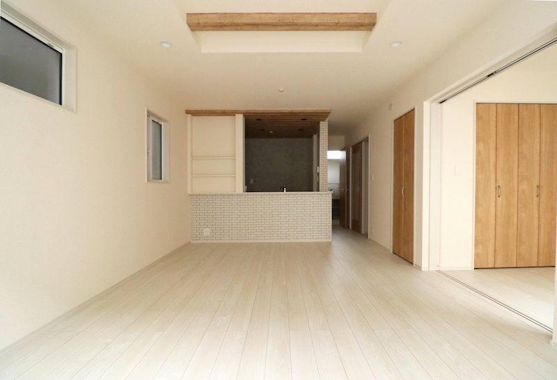 新築戸建　ブルーミングガーデン倉敷市中庄≪全5棟≫4号棟 内観写真（リビング）