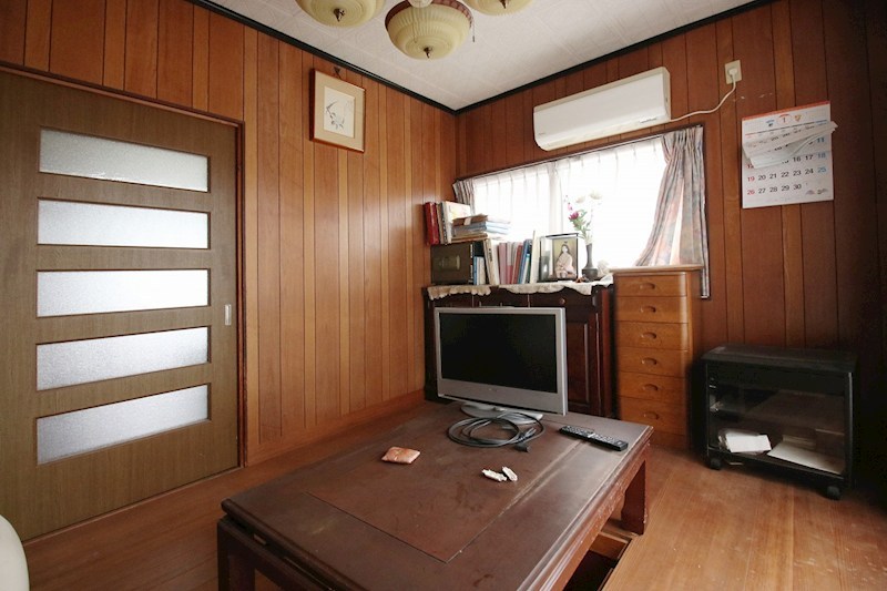 総社市北溝手　中古住宅 内観写真（リビング）