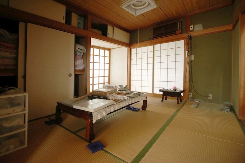 総社市北溝手　中古住宅 内観写真（リビング以外の居室）
