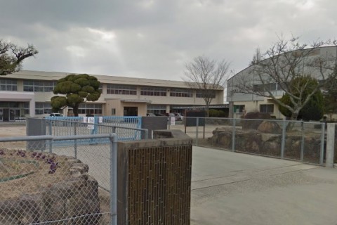 総社市北溝手　中古住宅 小学校
