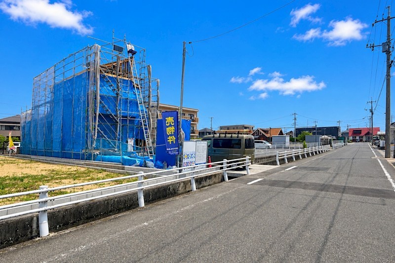 新築分譲住宅よかタウン総社市福井第2【限定2棟】2号棟 現地写真（前面道路含む現地写真）