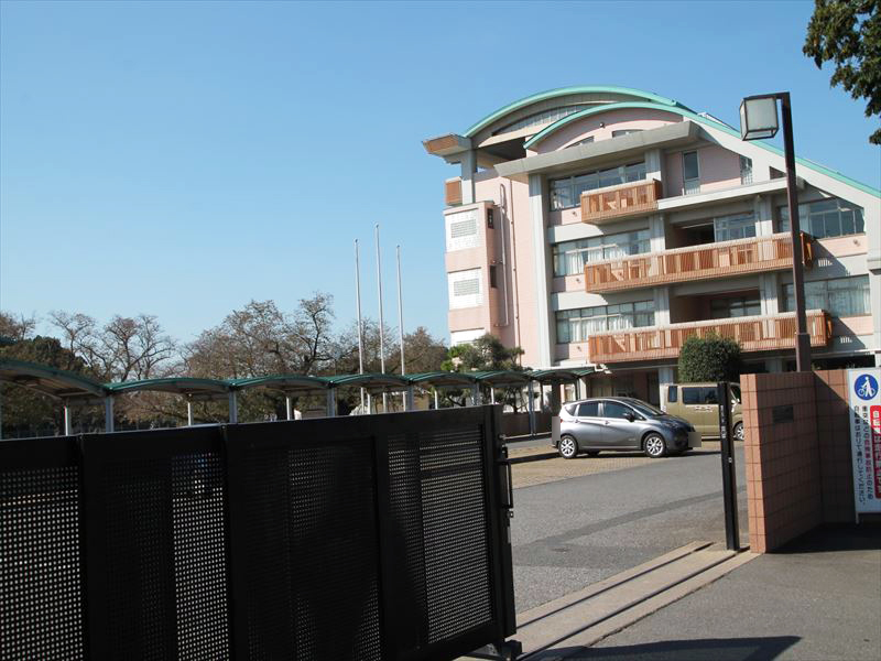 土浦市西真鍋町 小学校