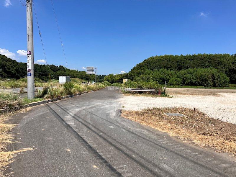 龍ヶ崎市八代町　事業用地 現地写真（前面道路含む現地写真）
