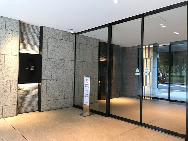 レーベンつくばCORIS 共用部写真（エントランス）